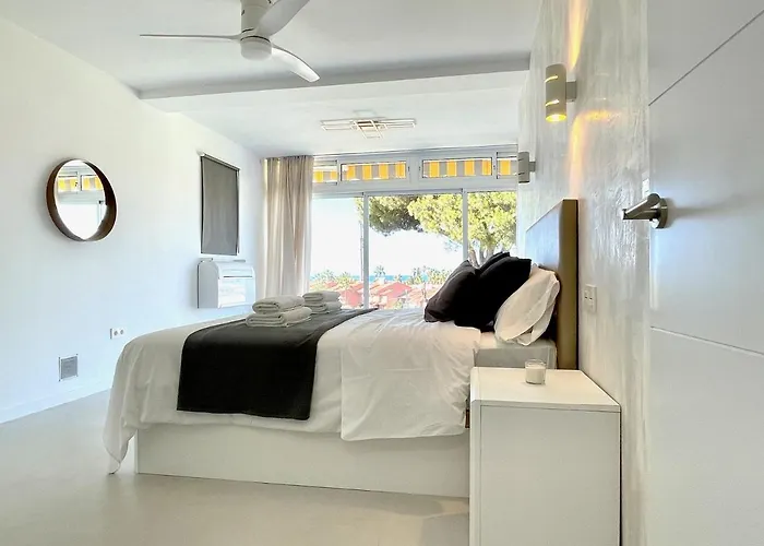 Apartment White Dream Near The Sea 3bed By Solrentspain *