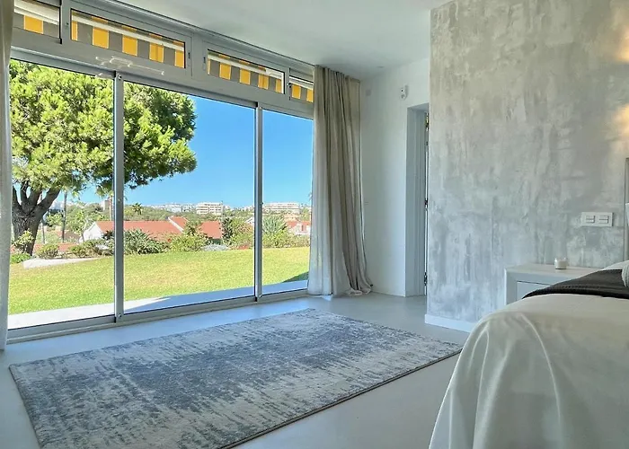 White Dream Near The Sea 3bed By Solrentspain *