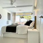 Apartment White Dream Near The Sea 3bed By Solrentspain *